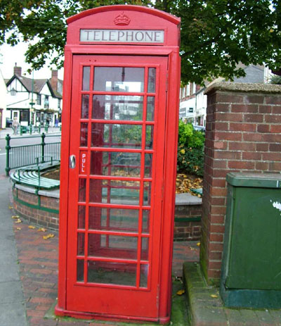 K6 Telephone Box outside the Crown Pub
